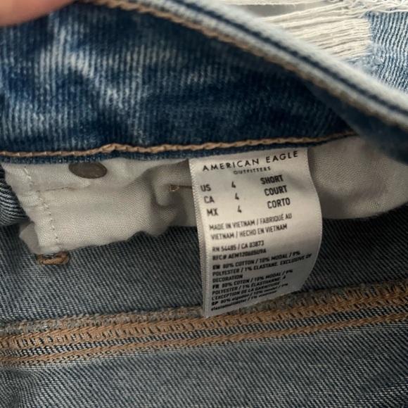 American Eagle Cute Jeans - Picture 2 of 2
